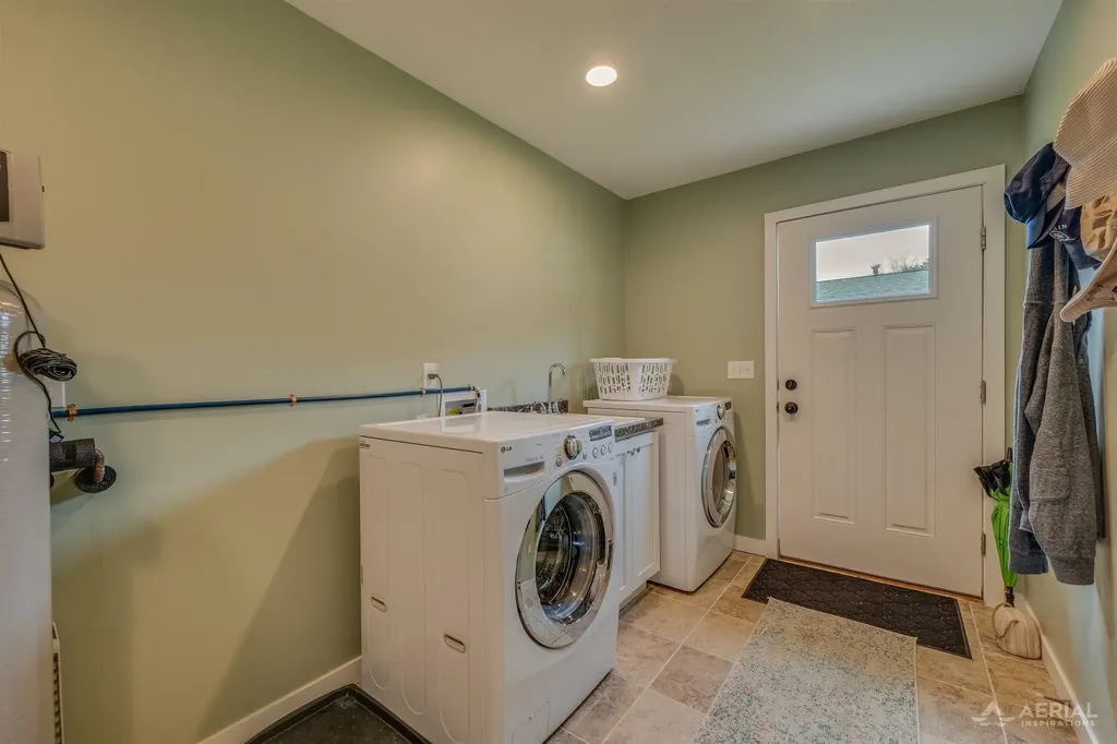 2896 E Lake Drive Cumming Township MI 48635