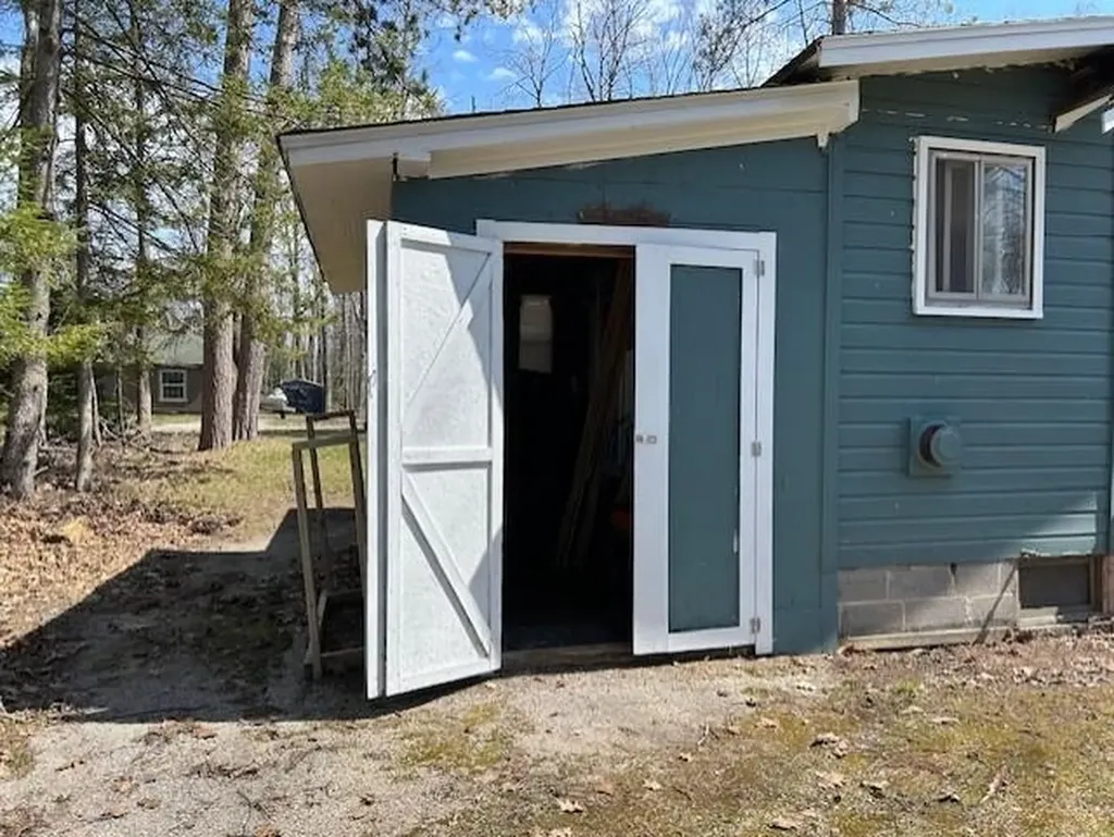 4355 Owl Road Alcona Township MI 48742
