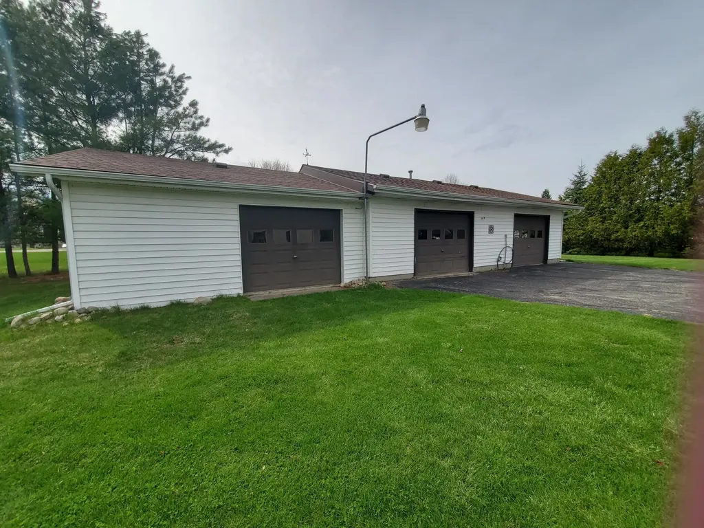 4028 Stark Drive Edwards Township MI 48661