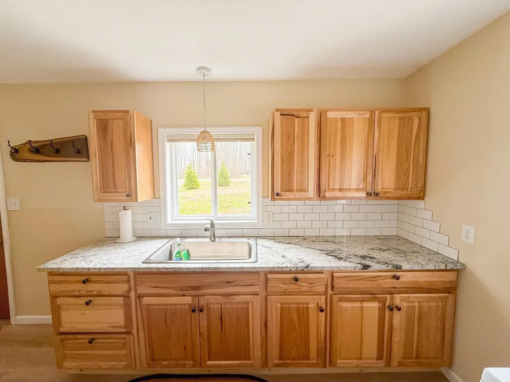 408 Kirkshire Avenue Markey Township MI 48653