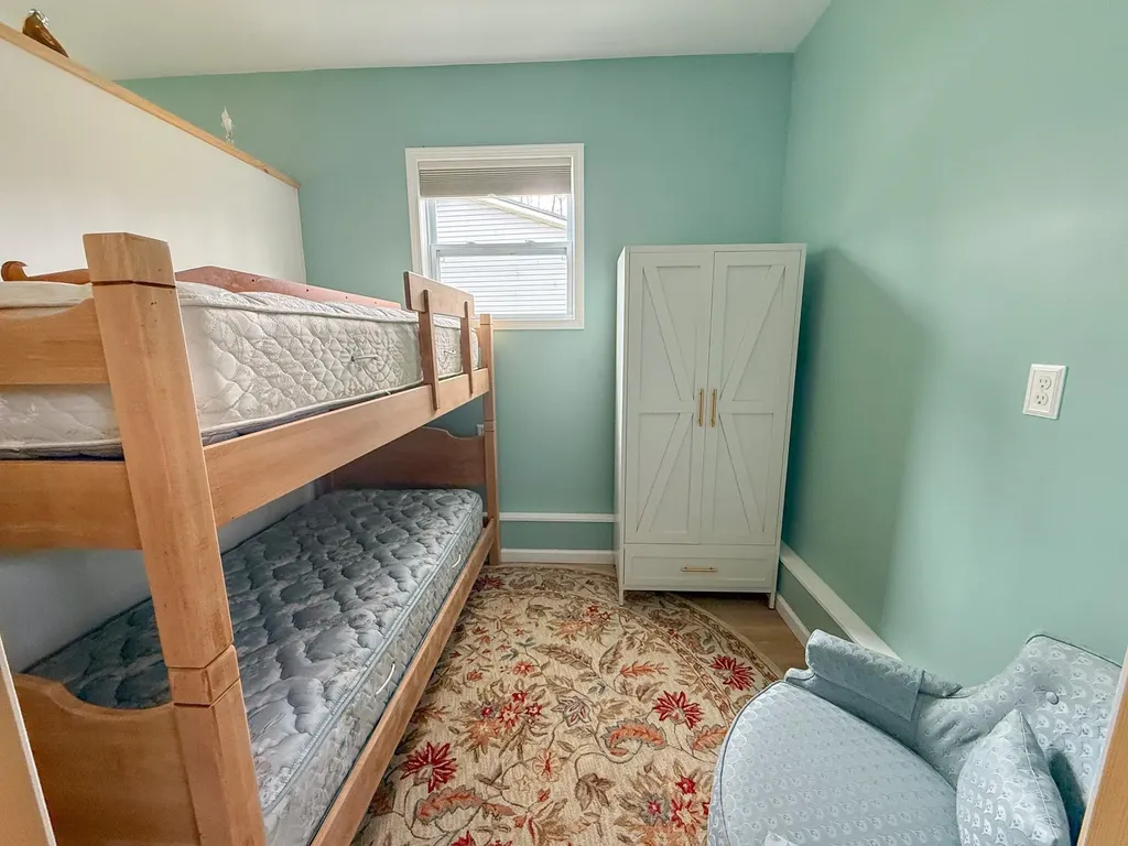 408 Kirkshire Avenue Markey Township MI 48653
