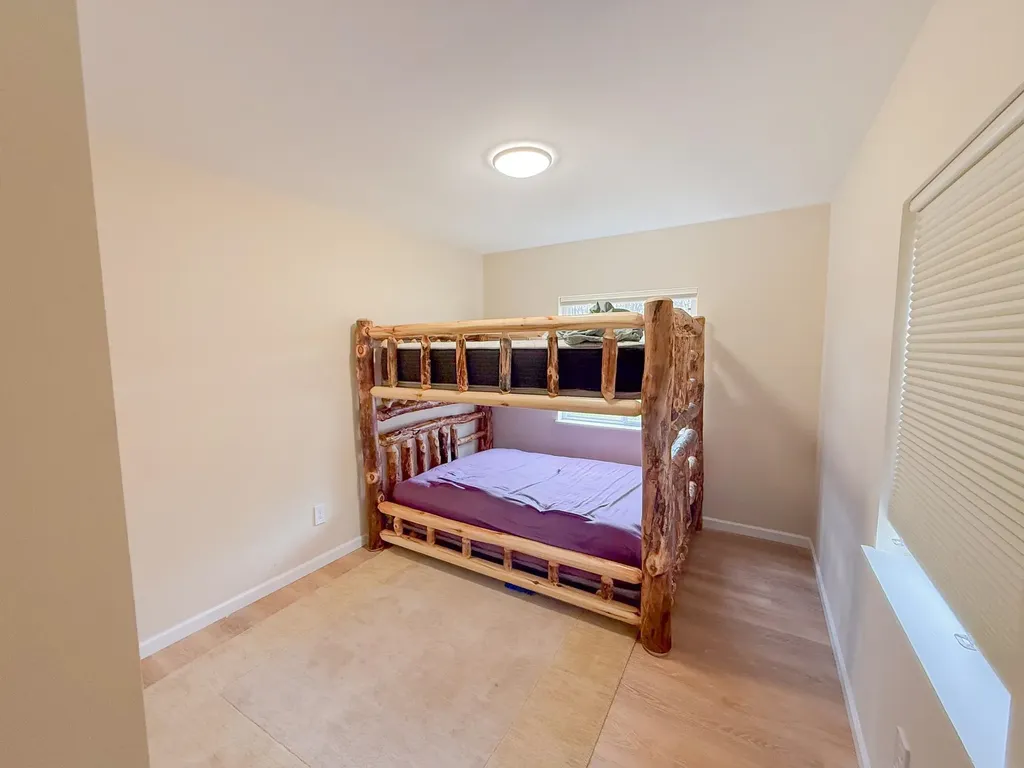 408 Kirkshire Avenue Markey Township MI 48653