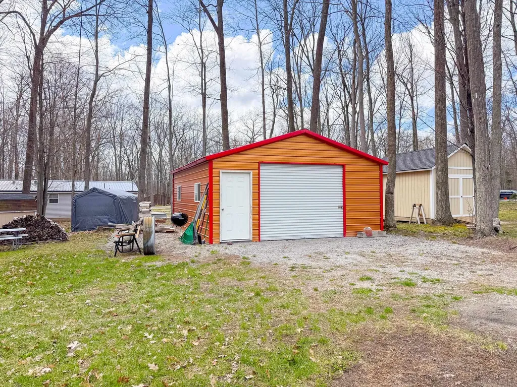 408 Kirkshire Avenue Markey Township MI 48653