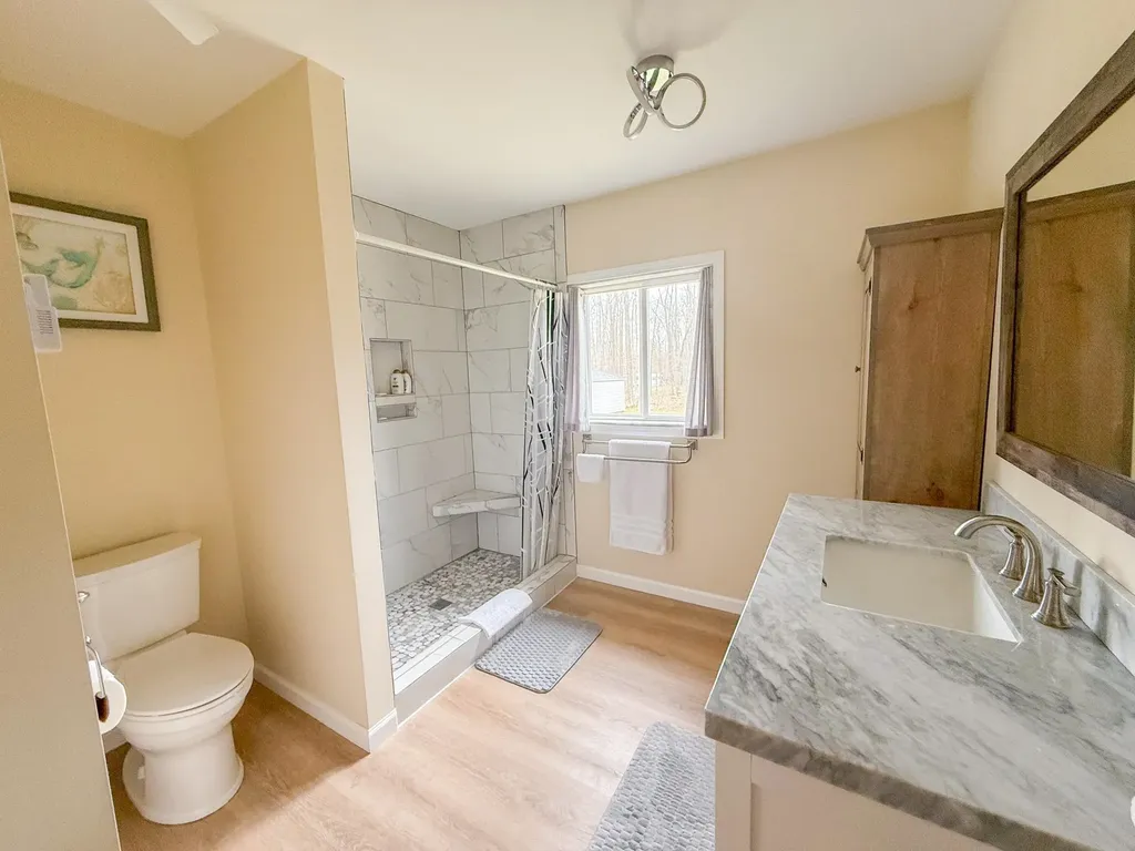 408 Kirkshire Avenue Markey Township MI 48653