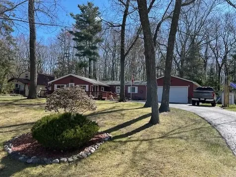 7468 E Cedar Lake Drive Oscoda Charter Township MI 48738