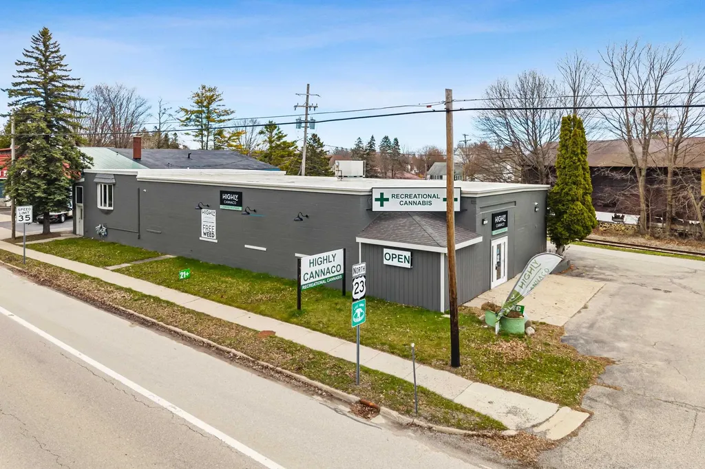 108 N Us-23 Harrisville Township MI 48740