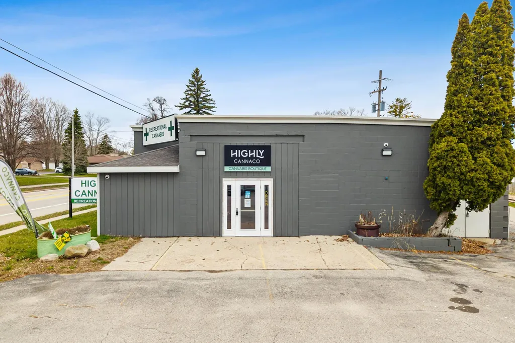 108 N Us-23 Harrisville Township MI 48740