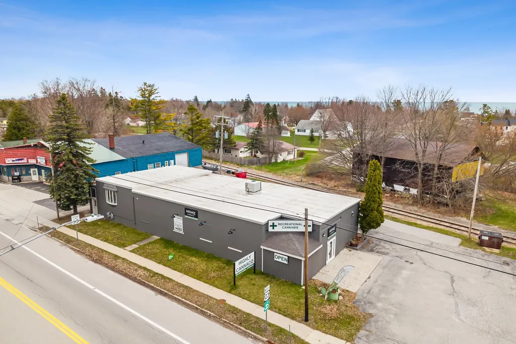 108 N Us-23 Harrisville Township MI 48740