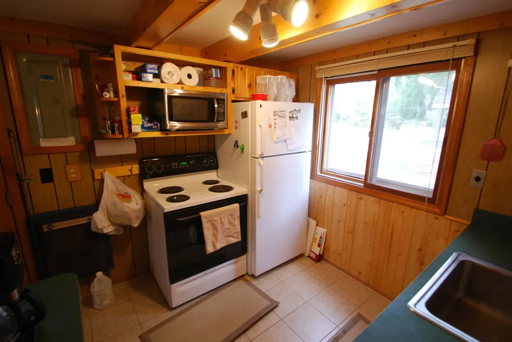 9406 Van Buren Street Richfield Township MI 48656