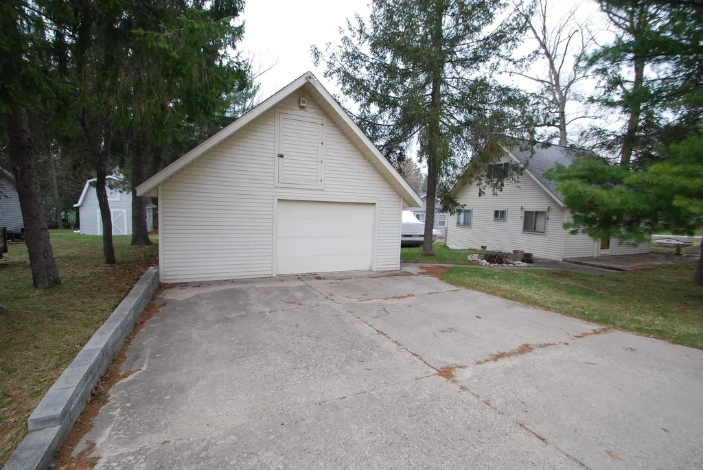 9406 Van Buren Street Richfield Township MI 48656