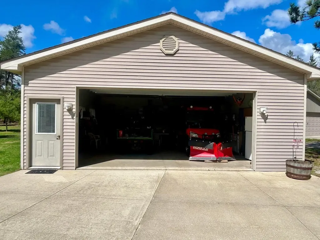 4260 W Dort Road Beaver Creek Township MI 48653