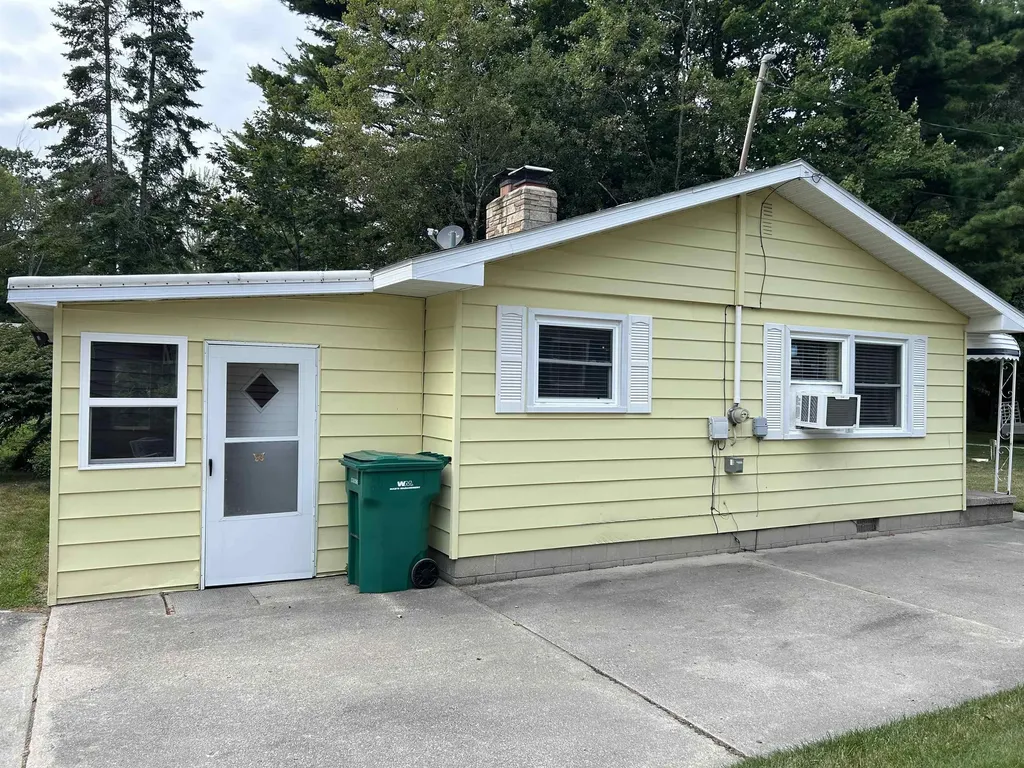 2424 Price Street Baldwin Township MI 48730