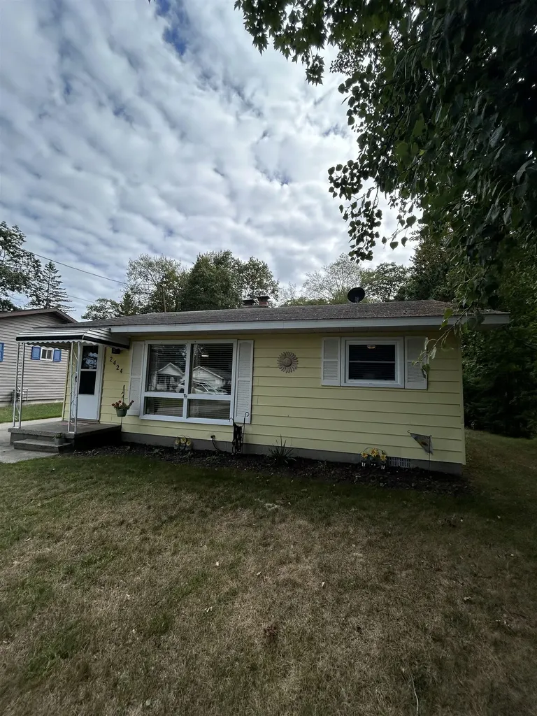 2424 Price Street Baldwin Township MI 48730