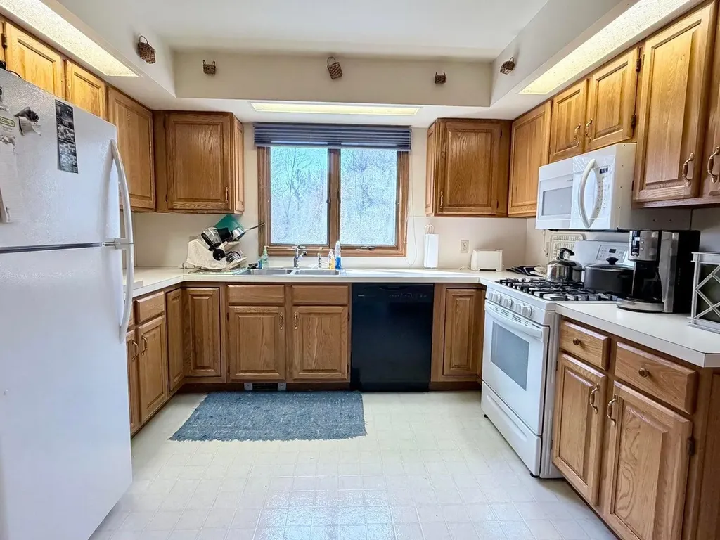 108 Carpenter Boulevard Gerrish Township MI 48653