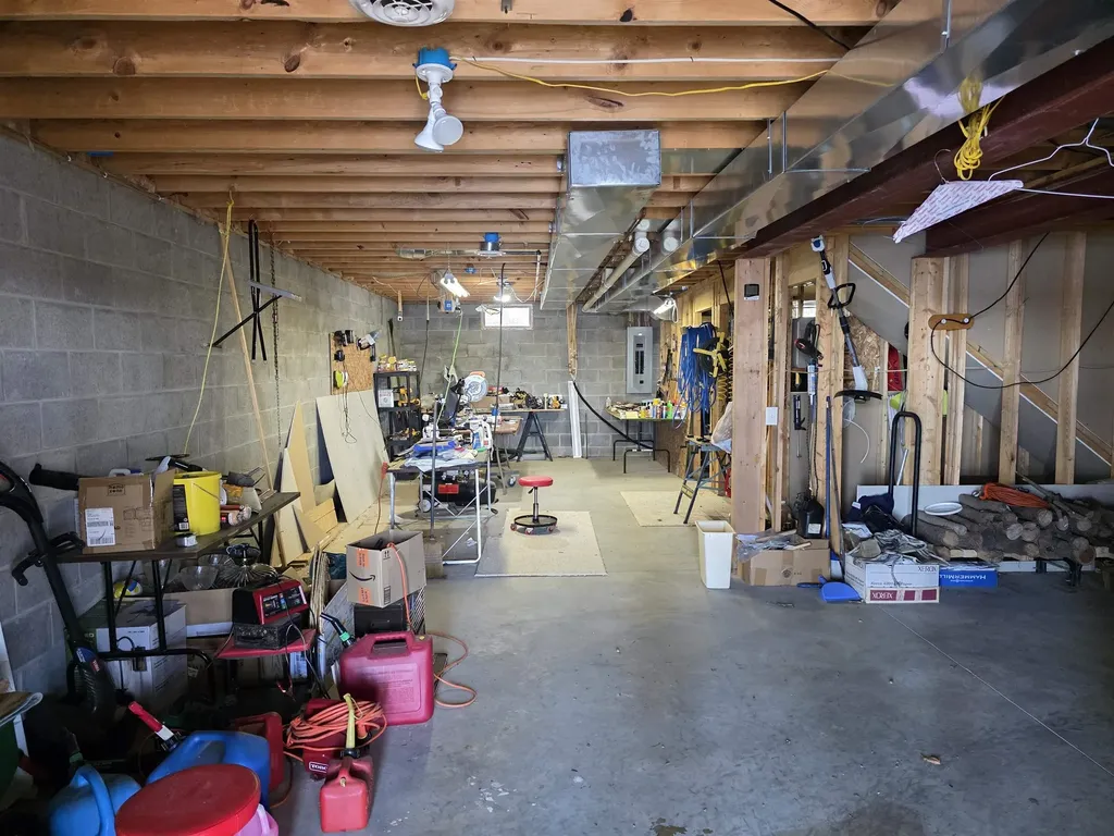4500 Woodridge Drive Logan Township MI 48739