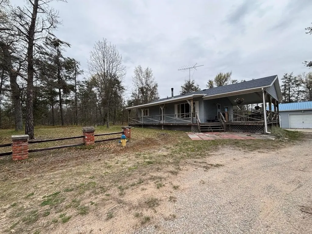 2969 Cambay Trail Grayling Charter Township MI 49738