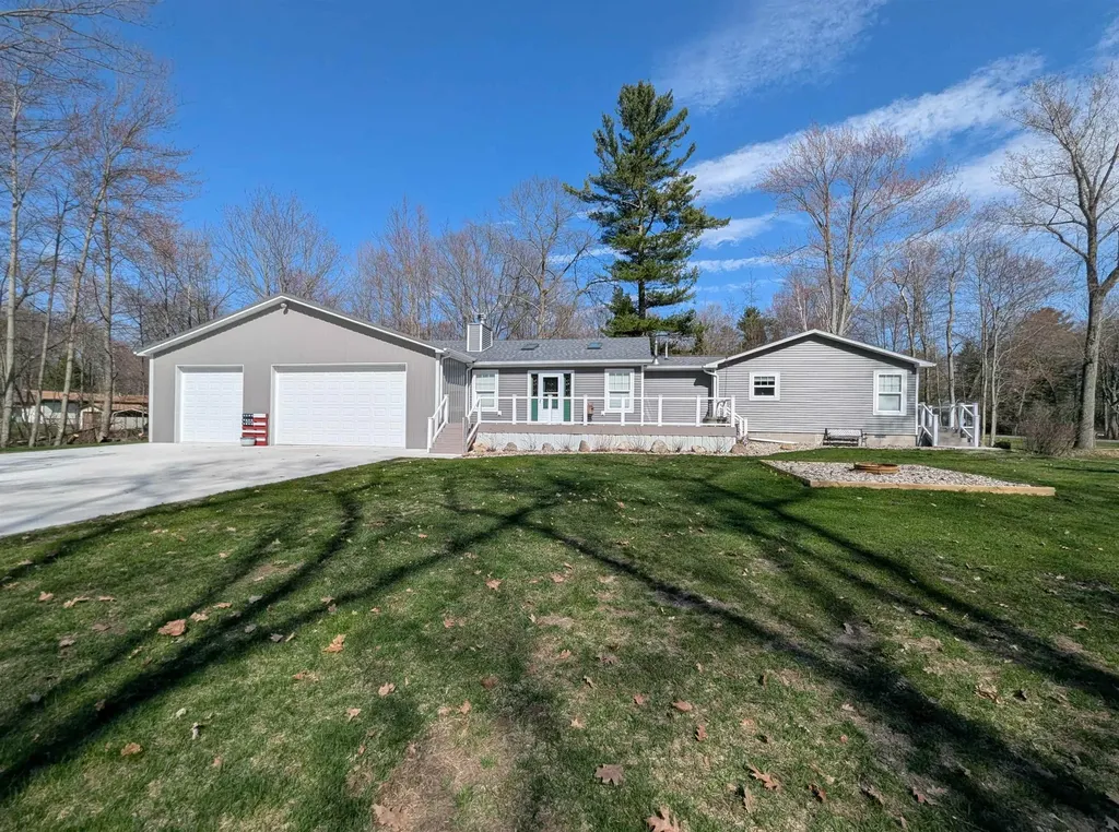 4275 E Michigan Avenue Sims Township MI 48703