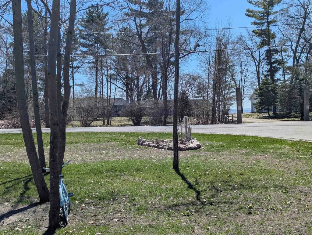 4275 E Michigan Avenue Sims Township MI 48703