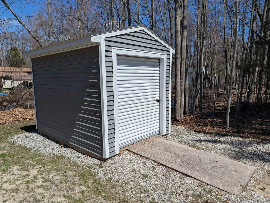 4275 E Michigan Avenue Sims Township MI 48703