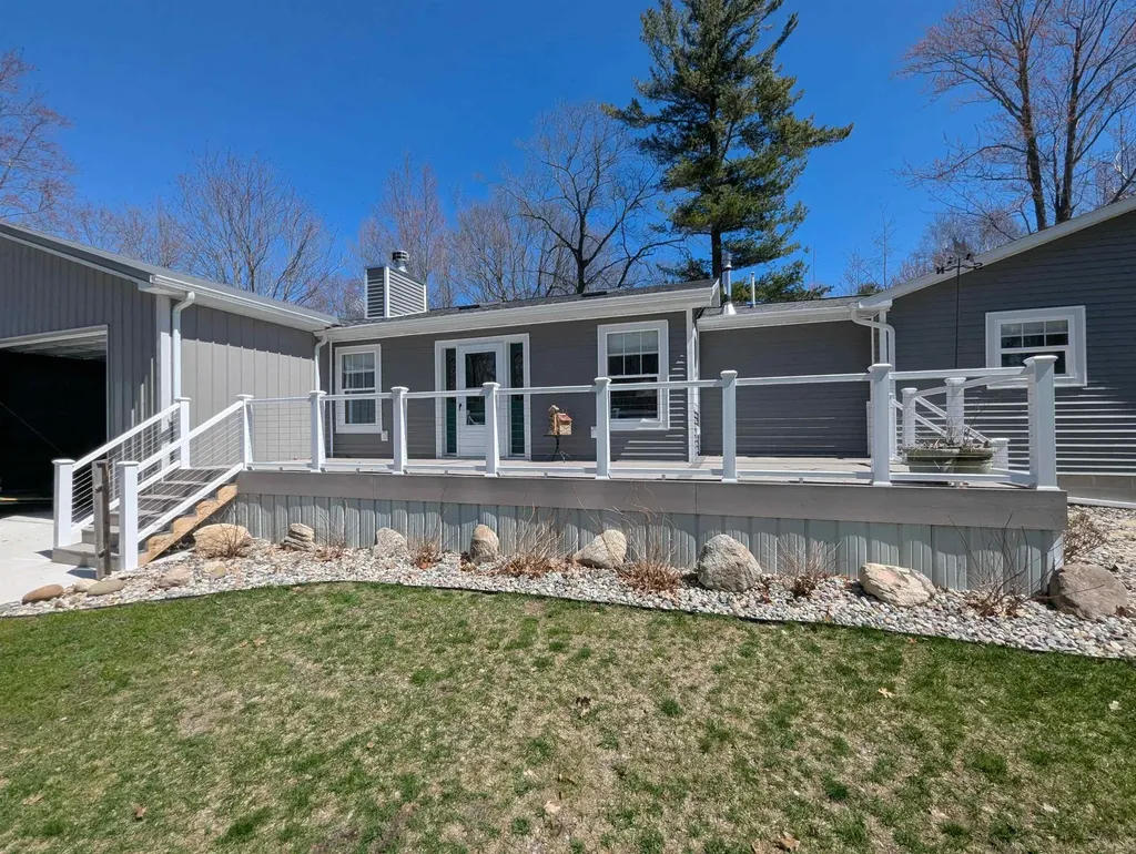 4275 E Michigan Avenue Sims Township MI 48703