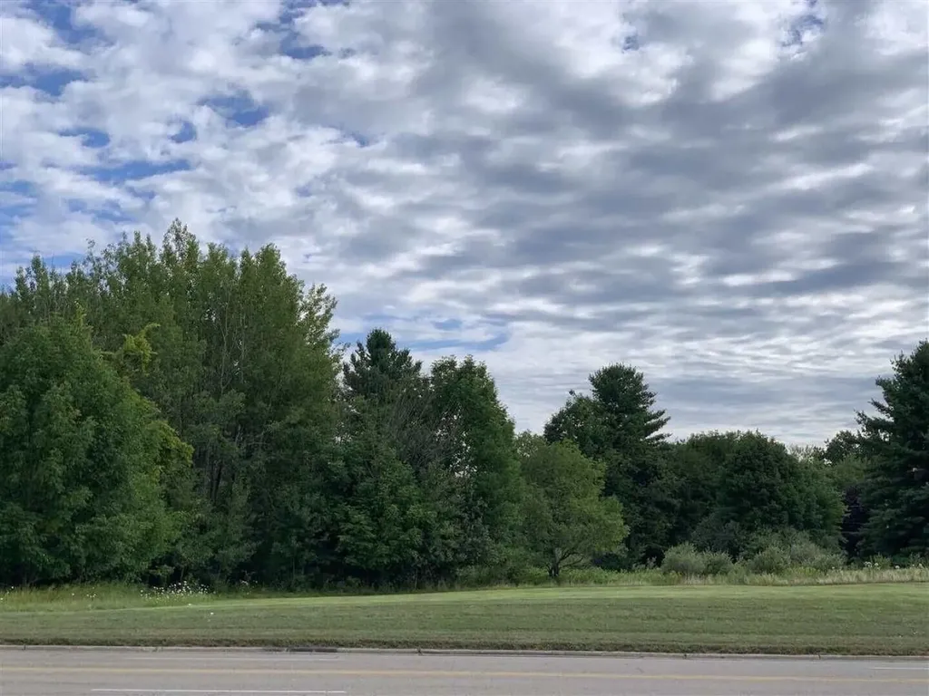 Xxx W Houghton Lake Drive Roscommon Township MI 48629