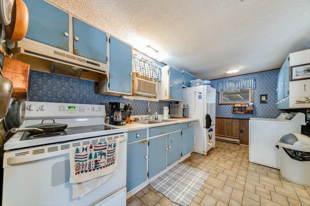 6992 Larry Street Plainfield Township MI 48739