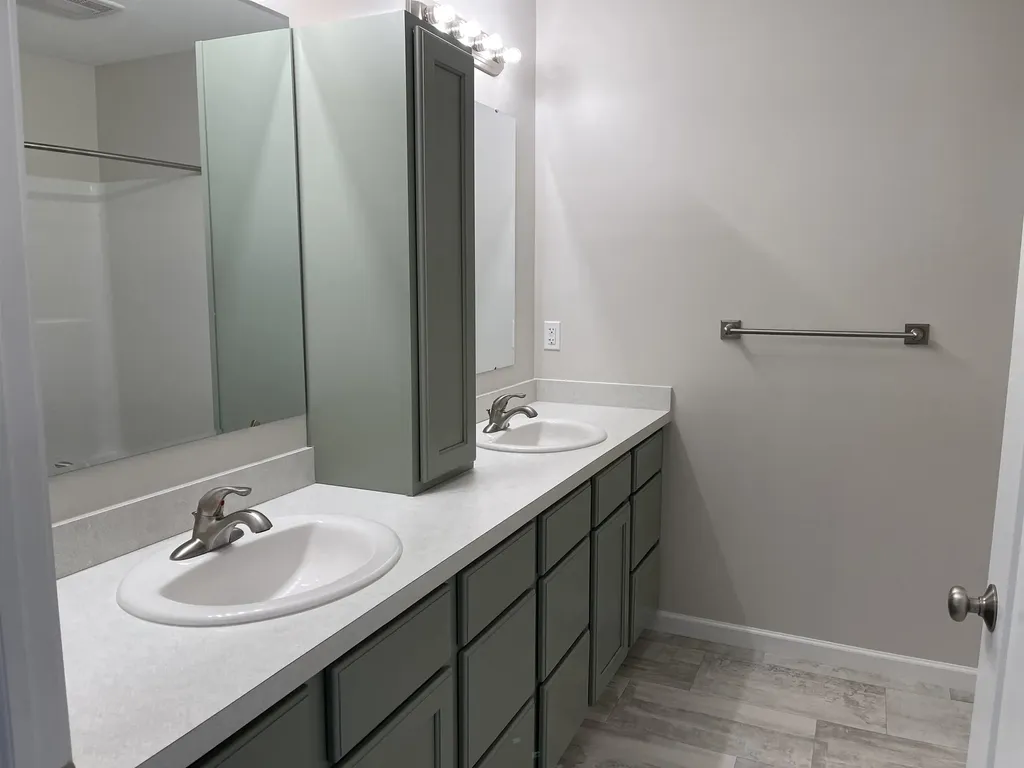 260 Windemere Place West Branch Township MI 48661
