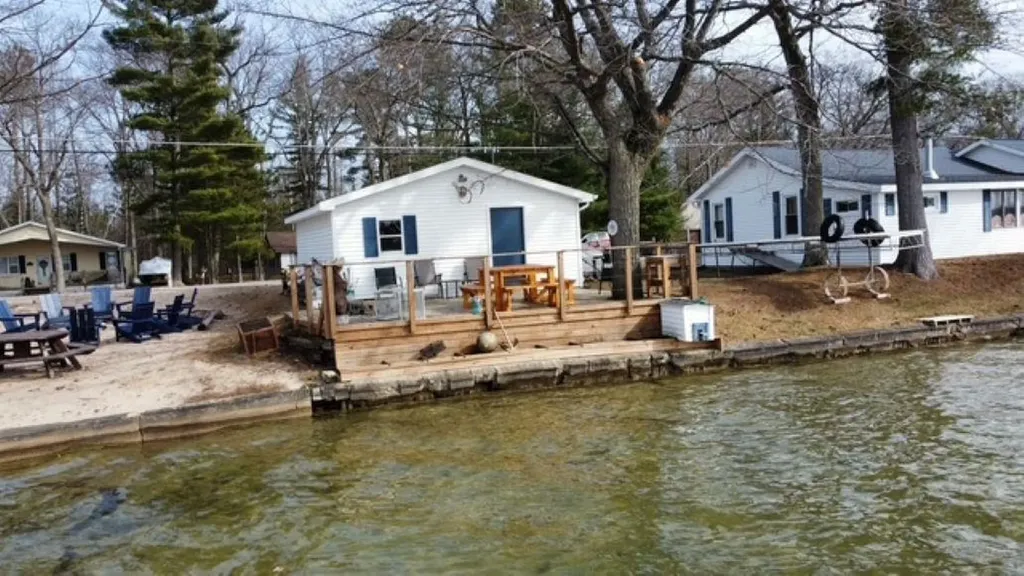 4432 E Cedar Lake Drive Greenbush Township MI 48738