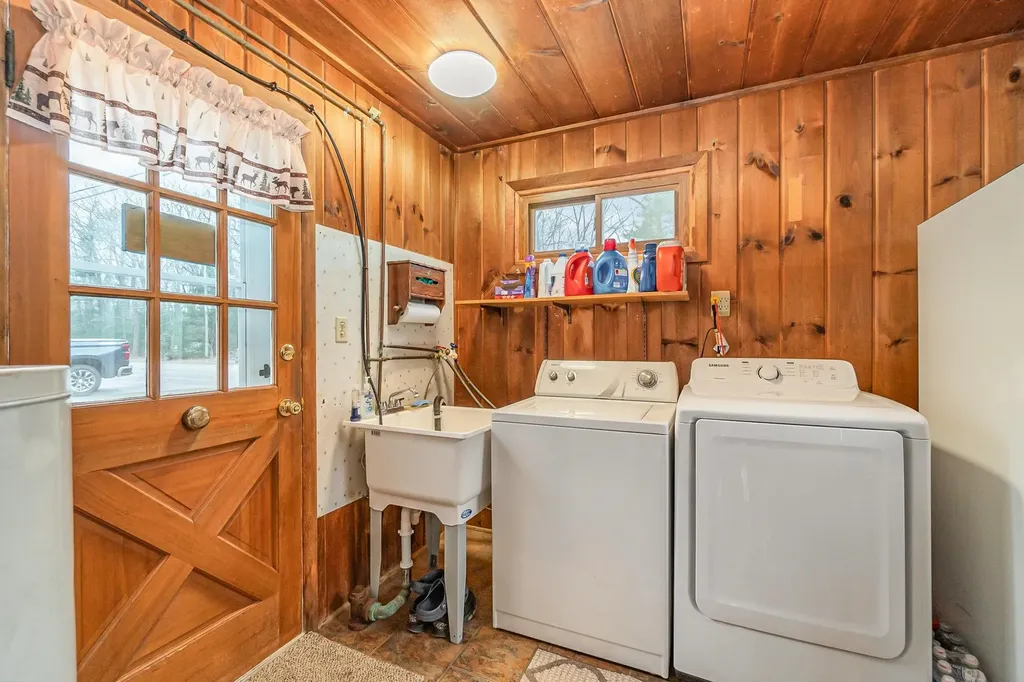 4432 E Cedar Lake Drive Greenbush Township MI 48738