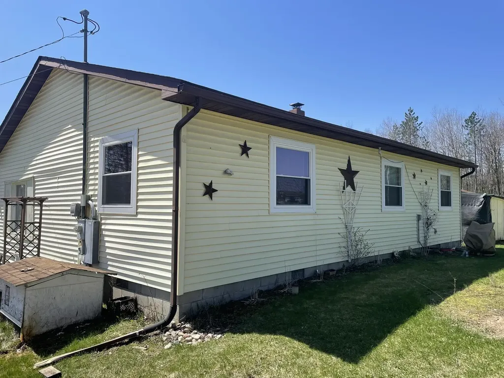 3557 Coveview Drive Hill Township MI 48635