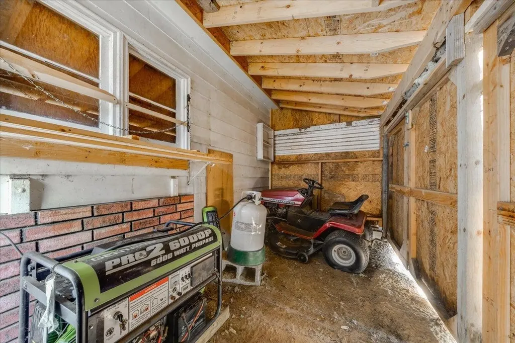 8200 Chain Lake Road Plainfield Township MI 48761