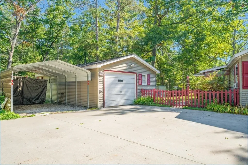 8200 Chain Lake Road Plainfield Township MI 48761