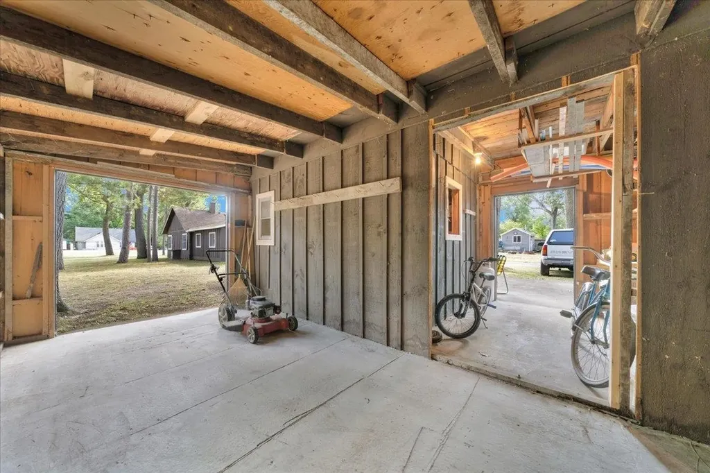 1333 N Sand Lake Road Grant Township MI 48748