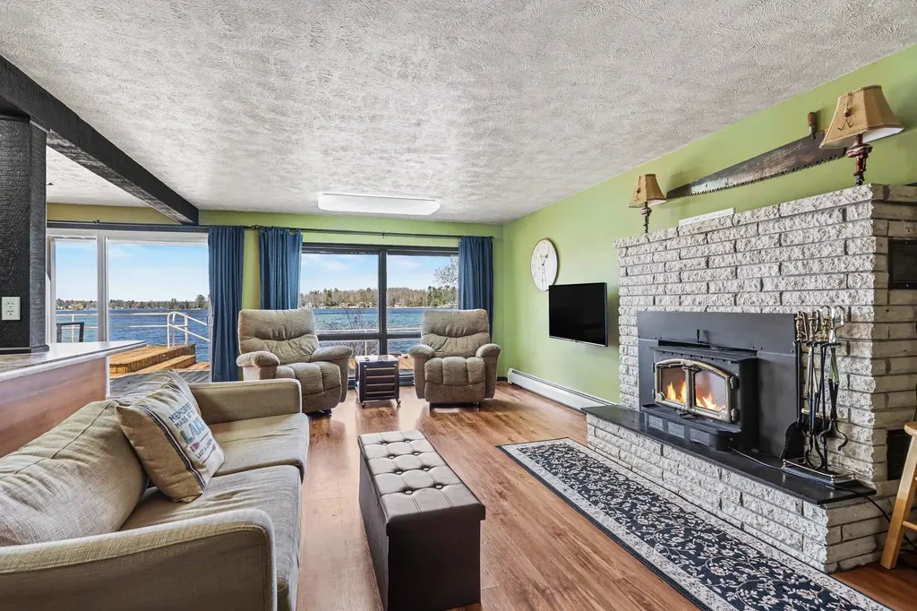 8006 Lakeside Boulevard Plainfield Township MI 48739