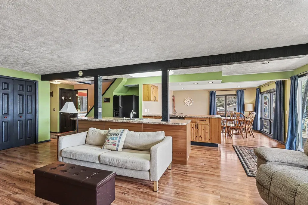 8006 Lakeside Boulevard Plainfield Township MI 48739