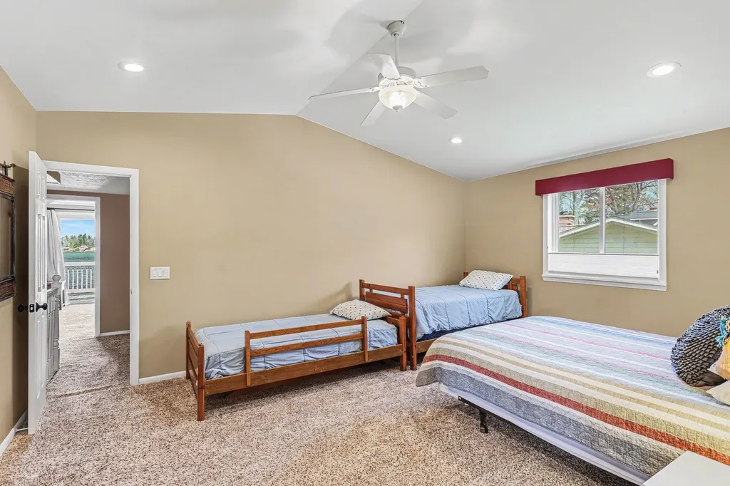 8006 Lakeside Boulevard Plainfield Township MI 48739