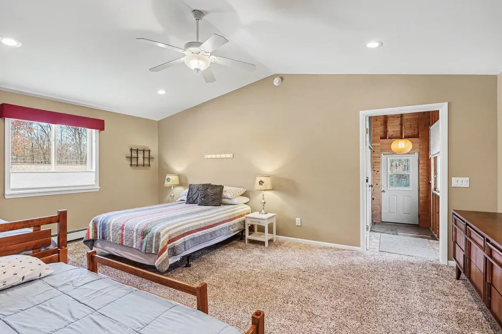 8006 Lakeside Boulevard Plainfield Township MI 48739
