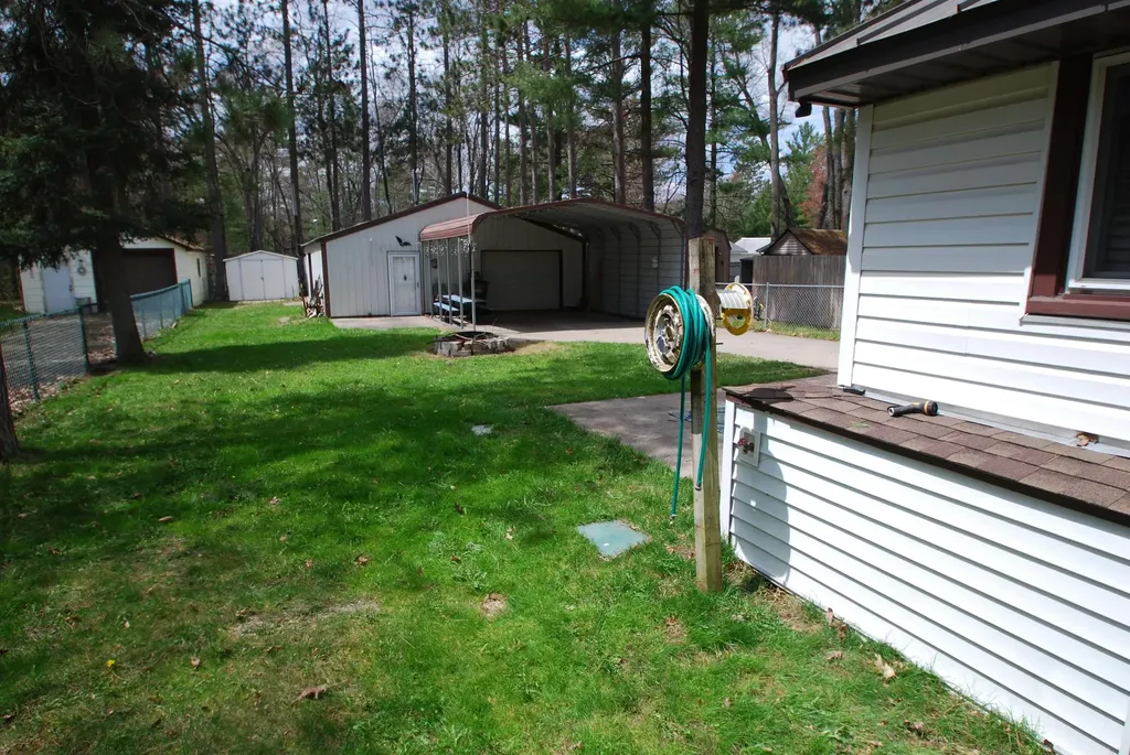 2221 Buhlman Drive Foster Township MI 48661