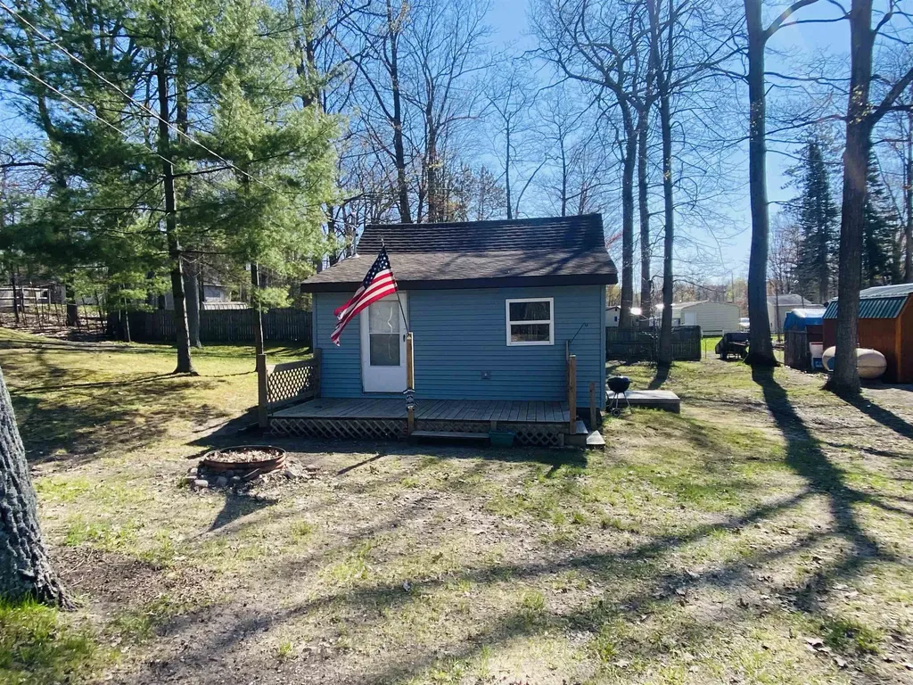 2438 Park Road Hill Township MI 48635