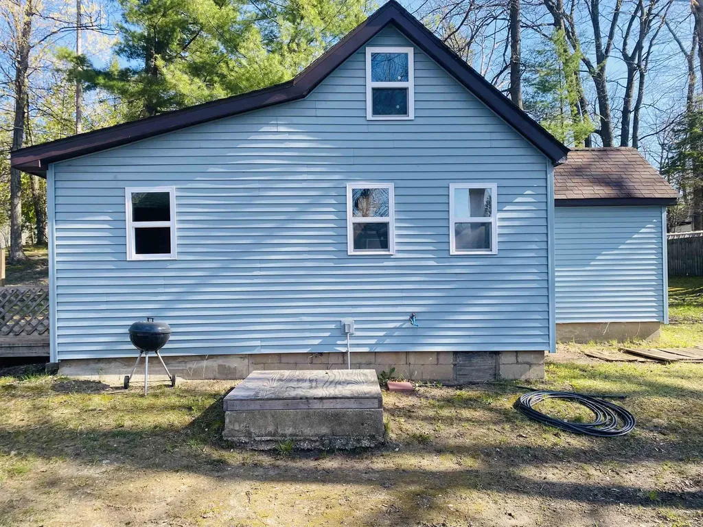 2438 Park Road Hill Township MI 48635