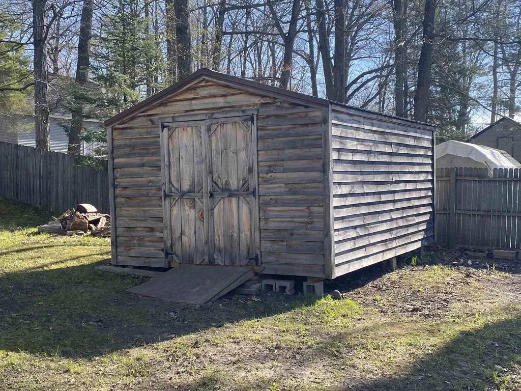 2438 Park Road Hill Township MI 48635