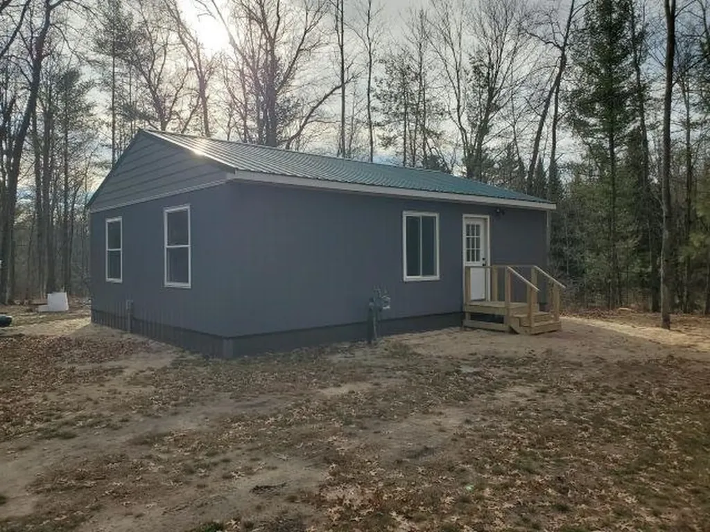 2030 George Street Mills Township MI 48756