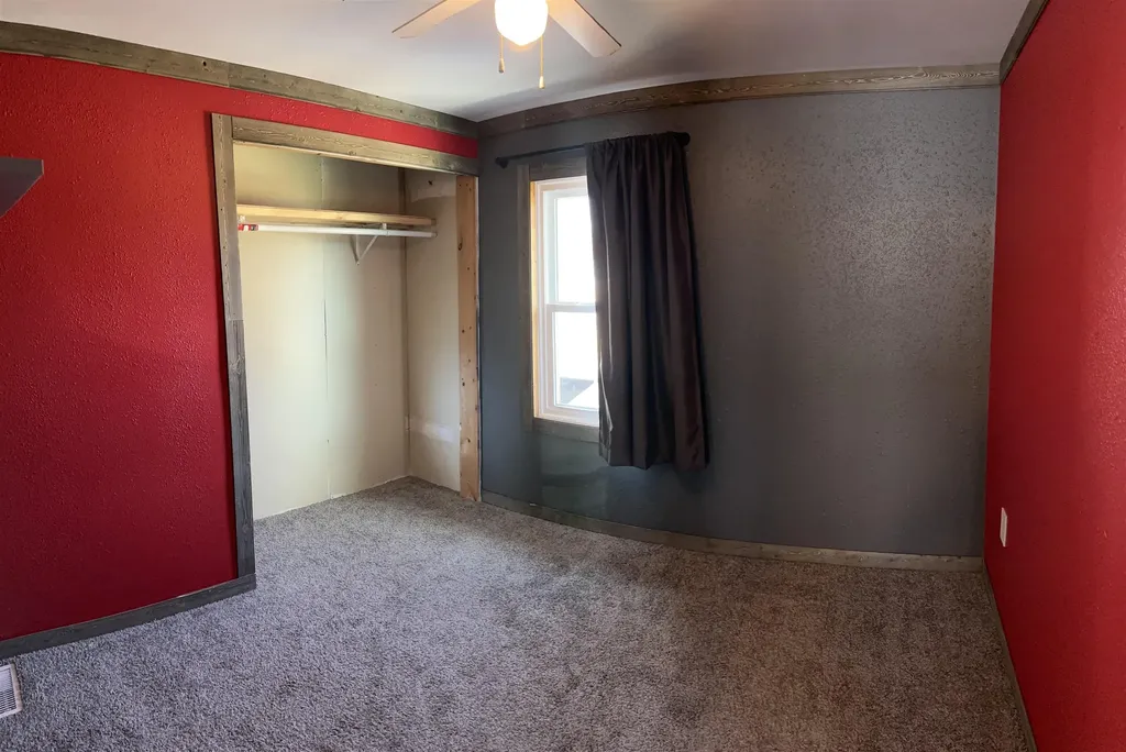 413 W 4th Street Pinconning Township MI 48650