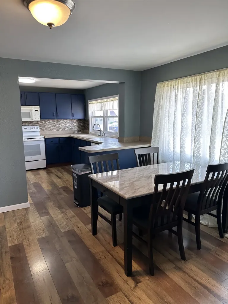 413 W 4th Street Pinconning Township MI 48650