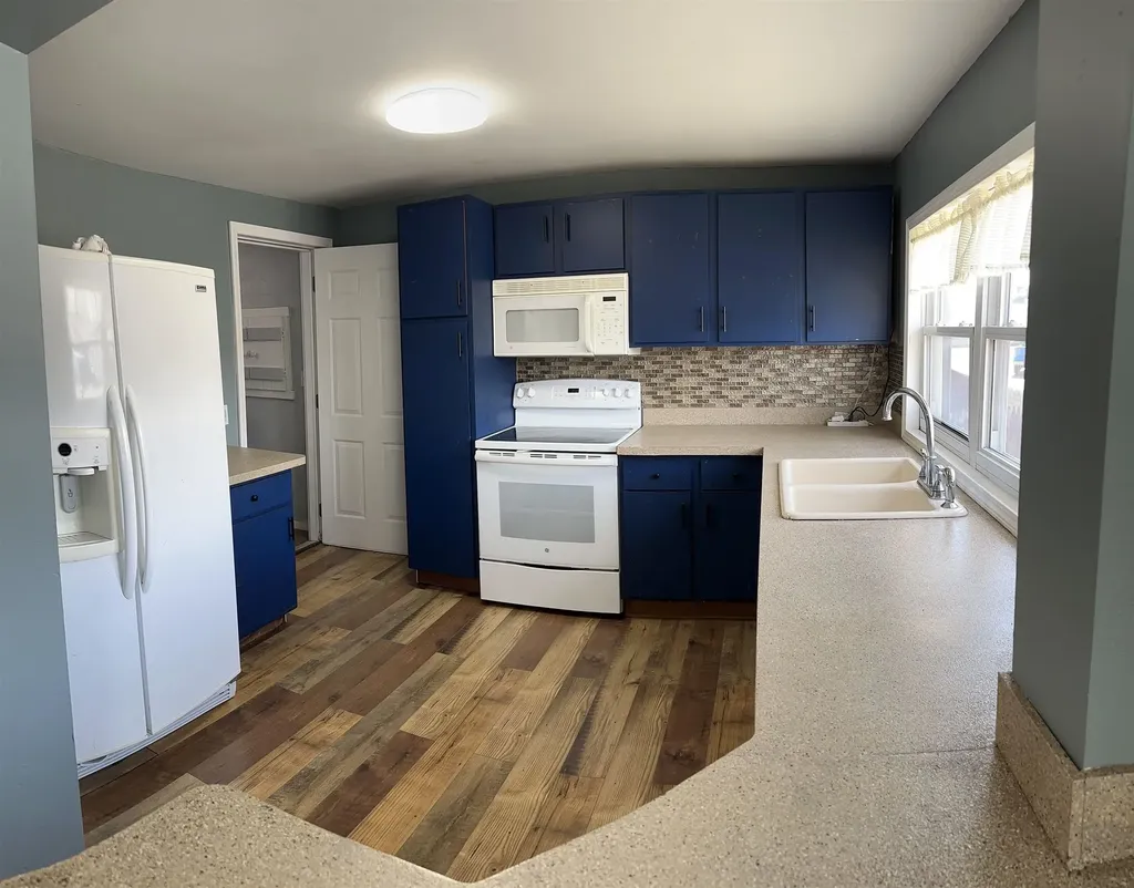 413 W 4th Street Pinconning Township MI 48650