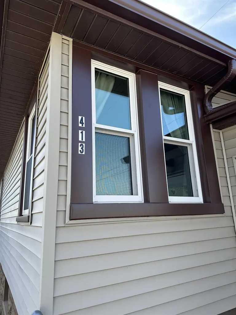 413 W 4th Street Pinconning Township MI 48650