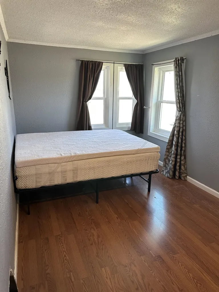 413 W 4th Street Pinconning Township MI 48650