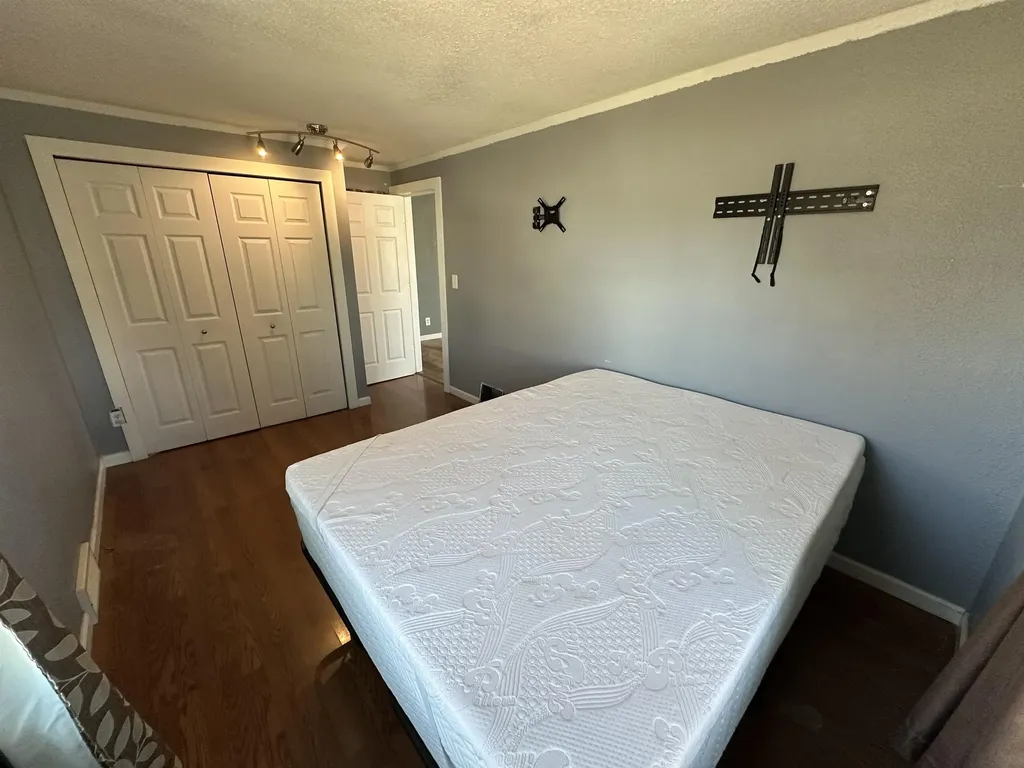 413 W 4th Street Pinconning Township MI 48650
