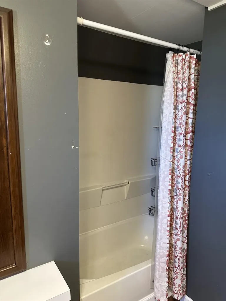413 W 4th Street Pinconning Township MI 48650