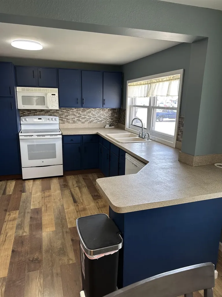 413 W 4th Street Pinconning Township MI 48650